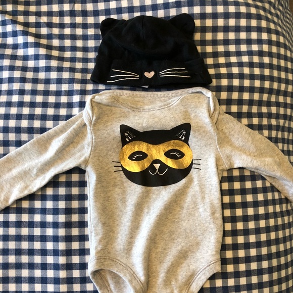 Old Navy Other - Old Navy Onesie and Kitty Hat Set - worn once!